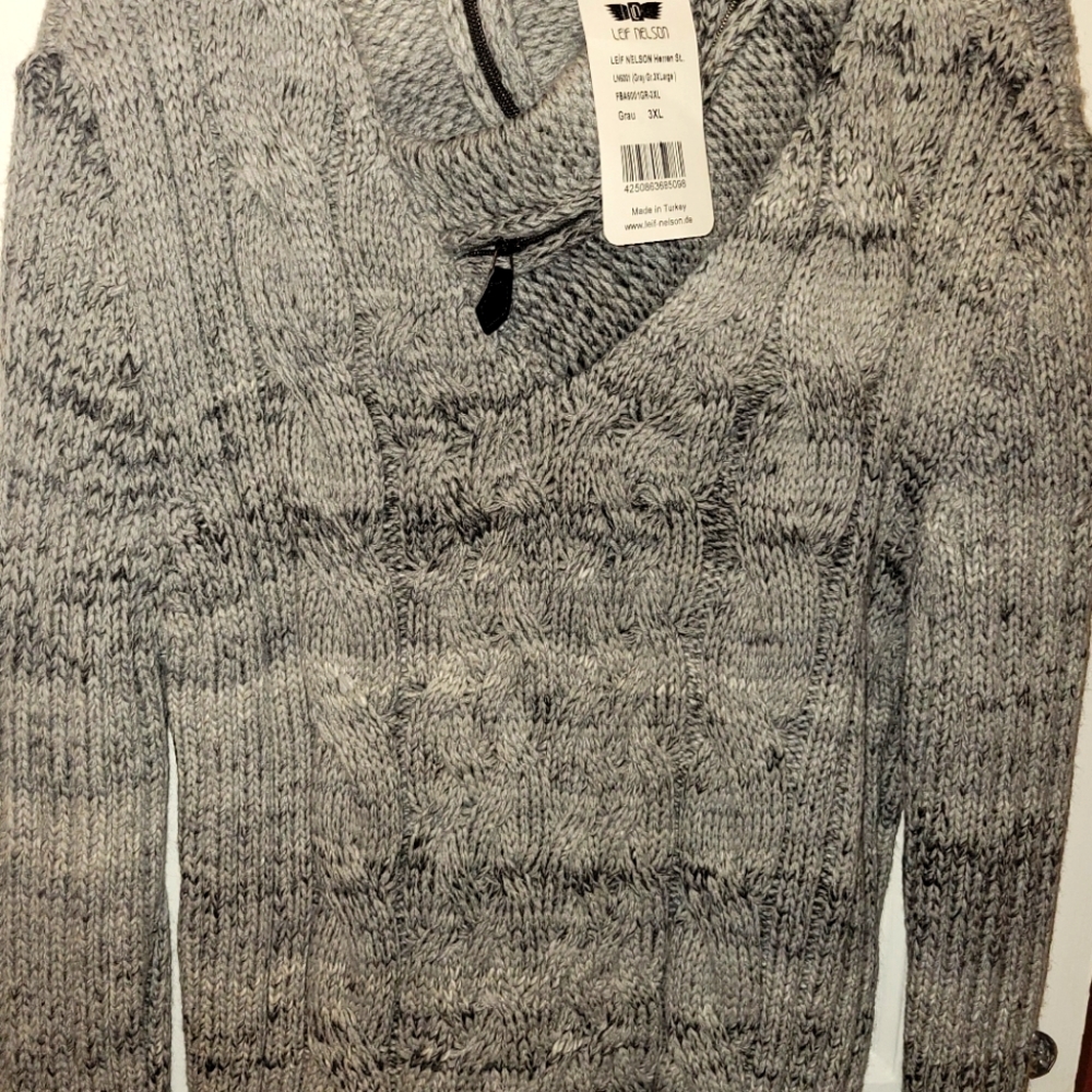 MENS Sweater